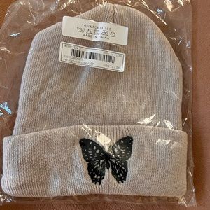 NIB NWT butterfly beanie hat